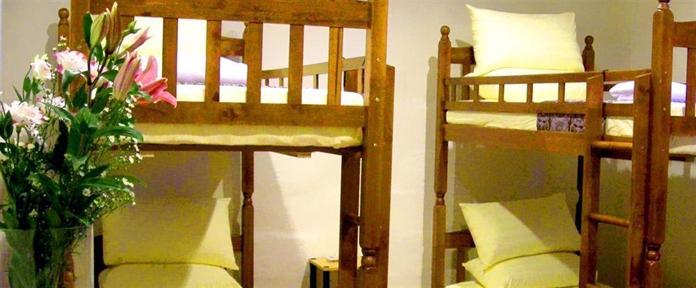 Sensi Backpackers Hostel コタキナバル エクステリア 写真